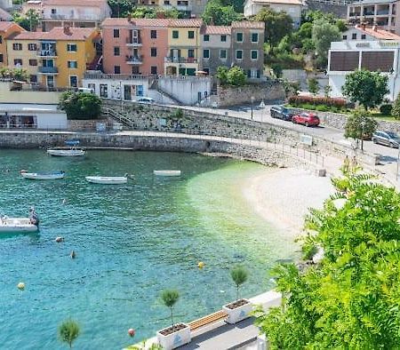 Apartmani Ella Rabac Esterno foto