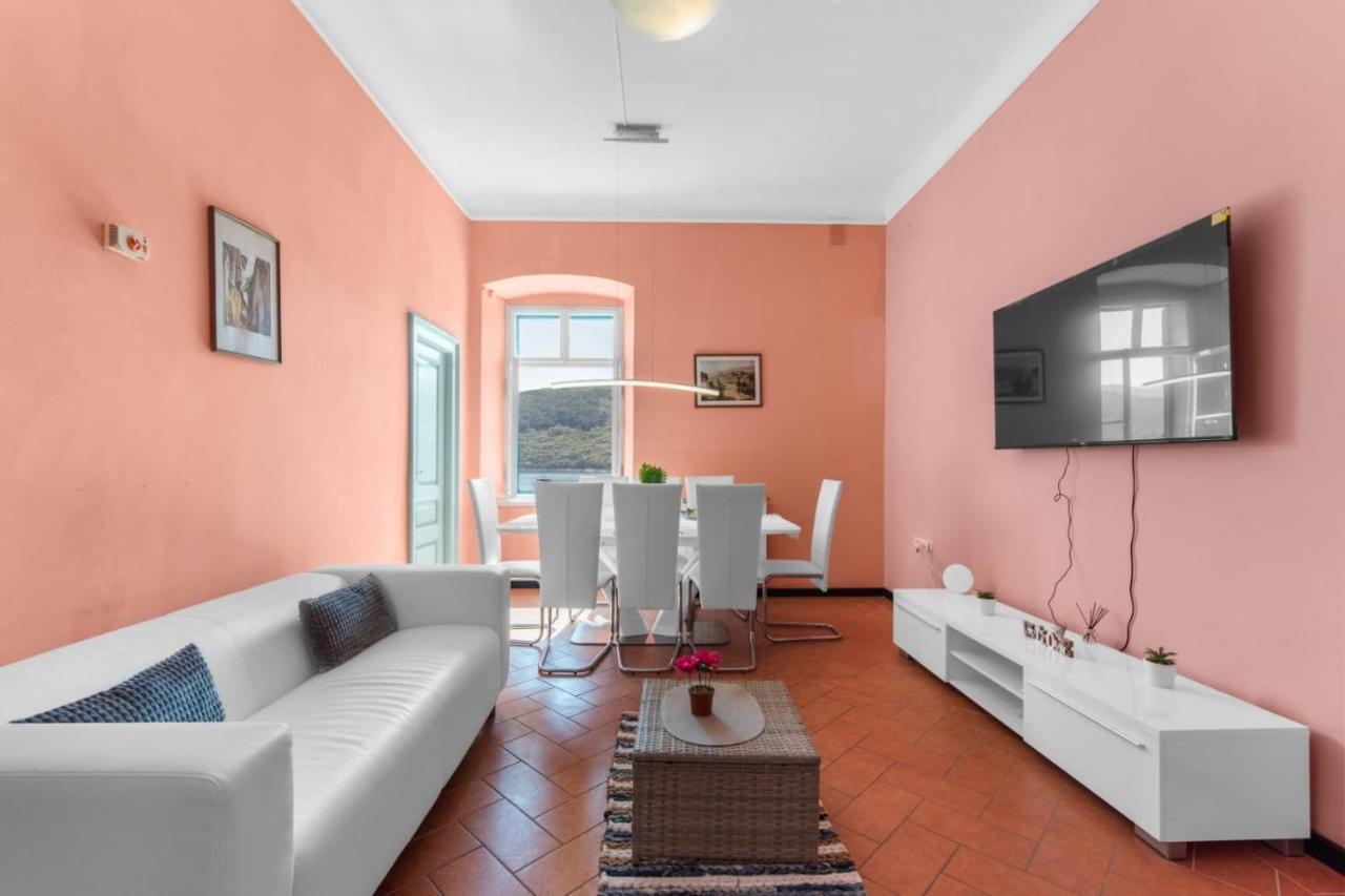 Apartmani Ella Rabac Esterno foto