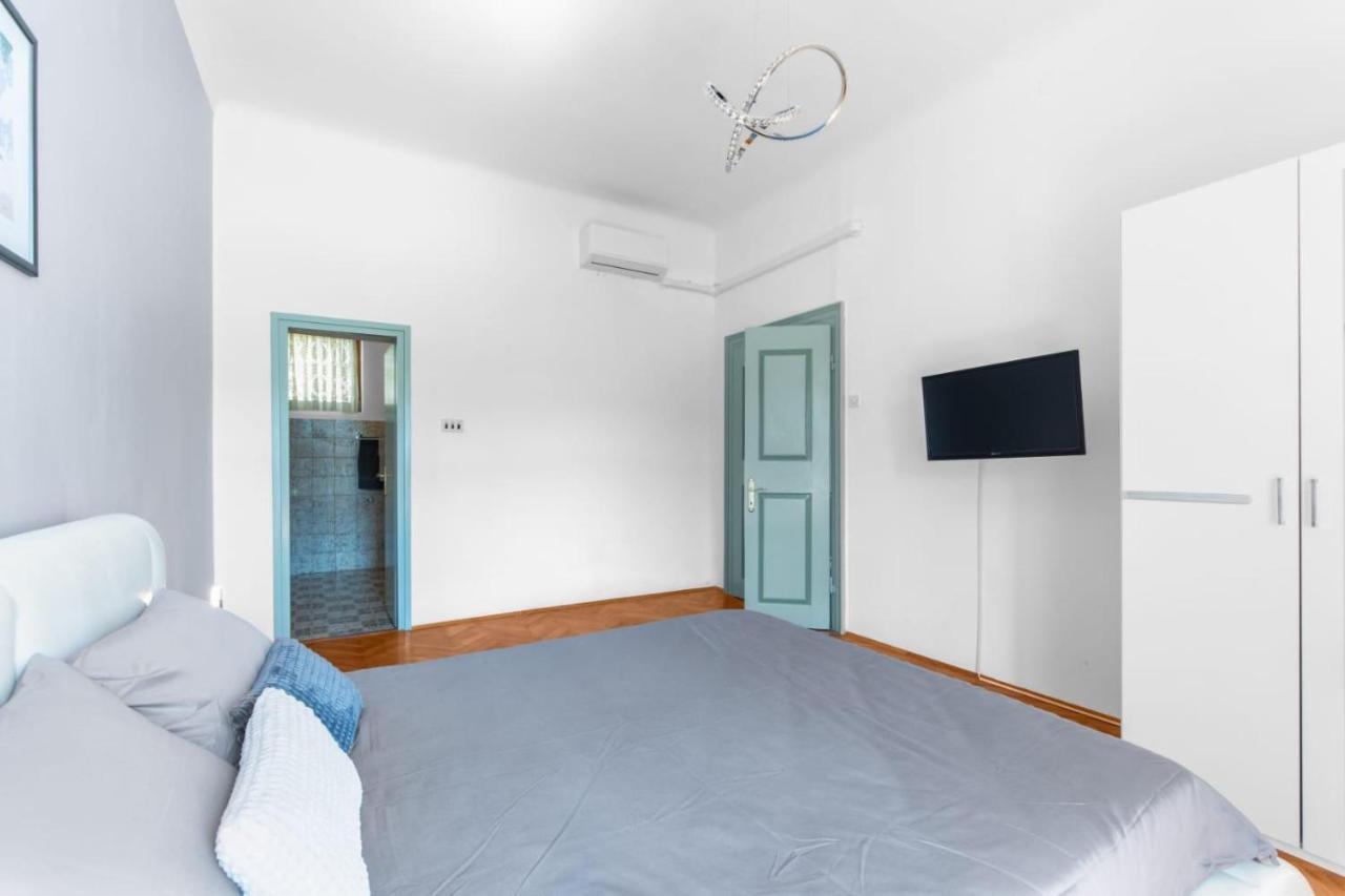 Apartmani Ella Rabac Esterno foto