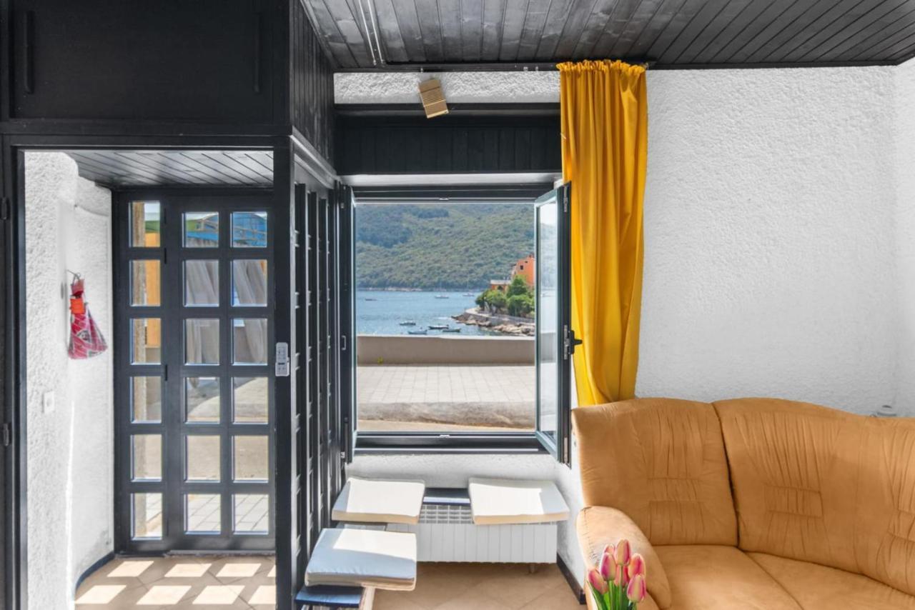 Apartmani Ella Rabac Esterno foto