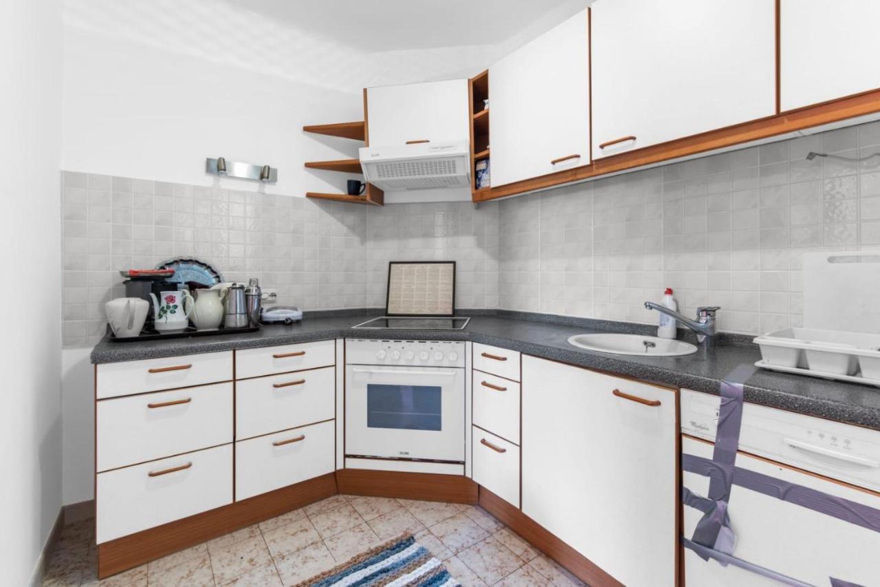 Apartmani Ella Rabac Esterno foto