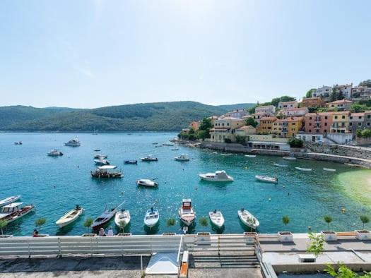 Apartmani Ella Rabac Esterno foto