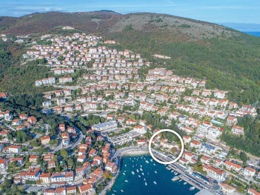 Apartmani Ella Rabac Esterno foto