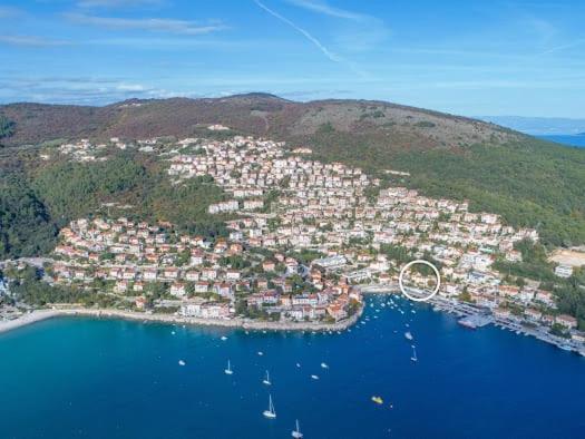 Apartmani Ella Rabac Esterno foto